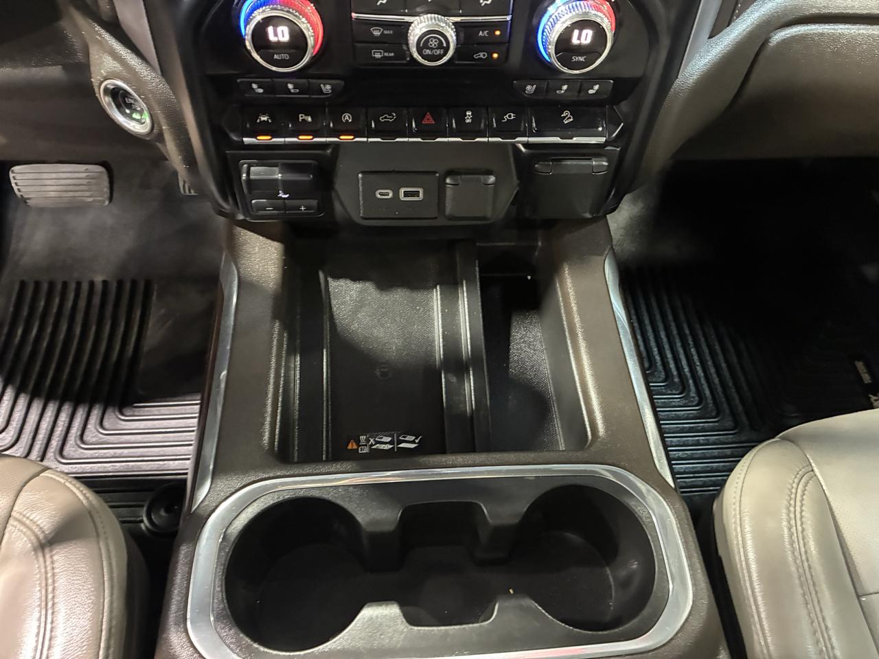 GMC Sierra 1500 4WD Crew Cab 147" SLT 2019