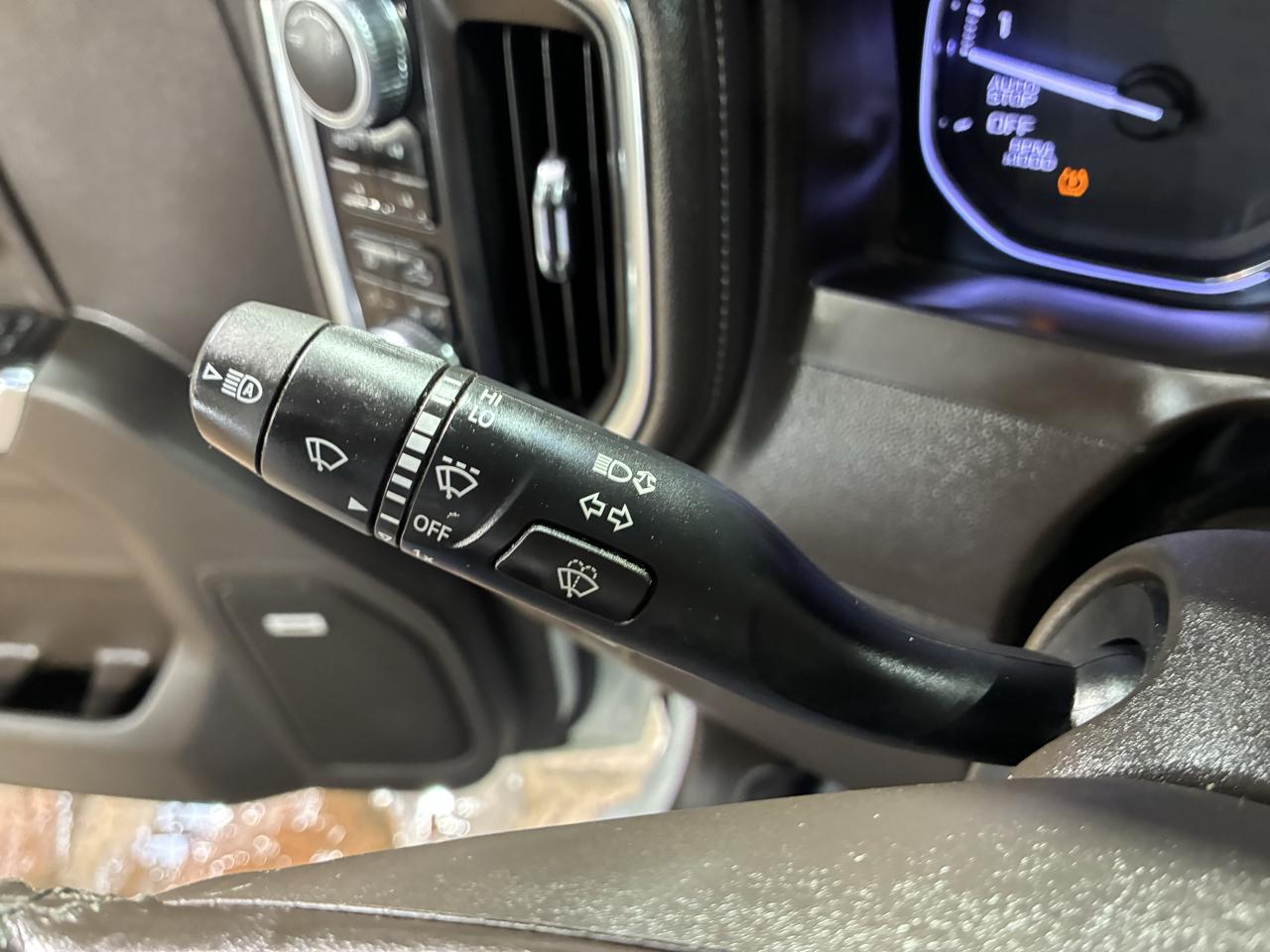 GMC Sierra 1500 4WD Crew Cab 147" SLT 2019