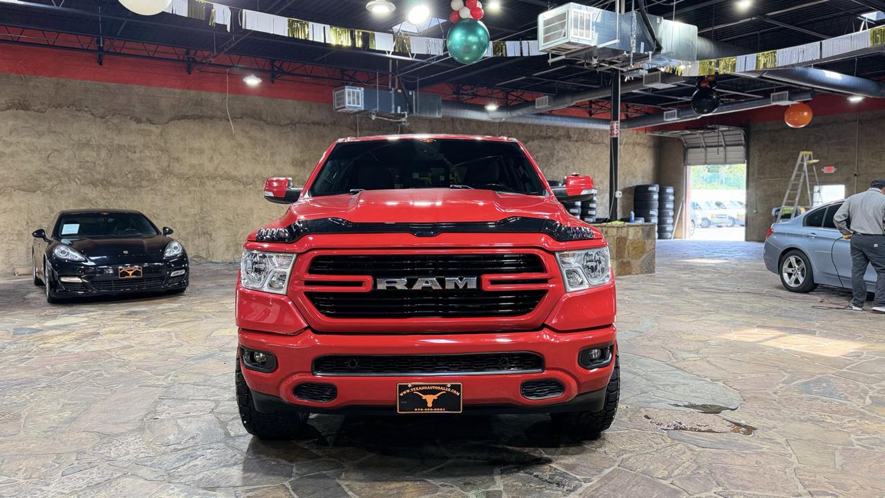 RAM 1500 Big Horn 4x4 Crew Cab 5'7" Box 2020