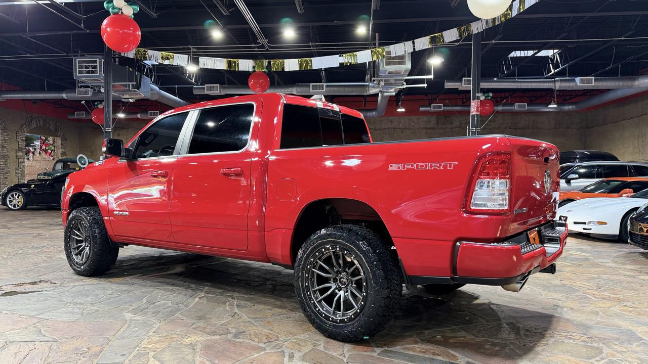 RAM 1500 Big Horn 4x4 Crew Cab 5'7" Box 2020
