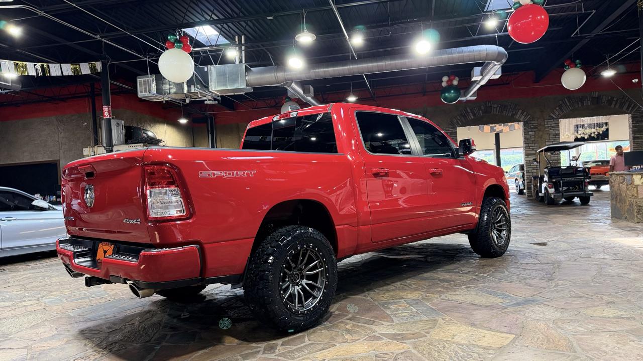 RAM 1500 Big Horn 4x4 Crew Cab 5'7" Box 2020