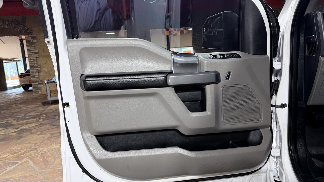 Ford F-150 2WD SuperCrew 157" XLT 2016
