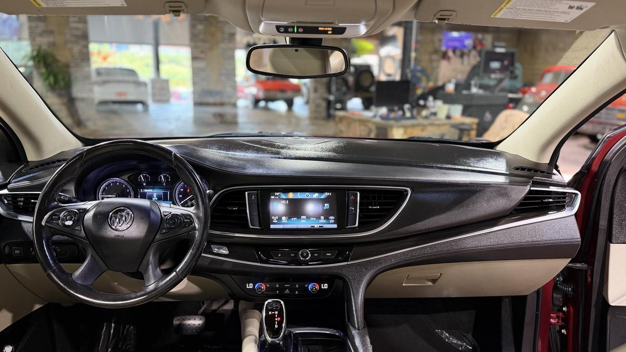 Buick Enclave FWD 4dr Essence 2019
