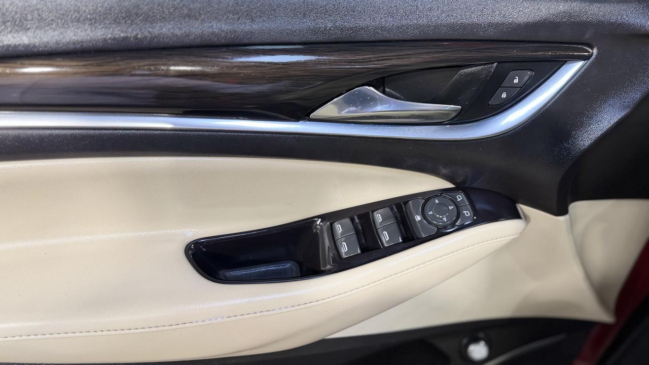 Buick Enclave FWD 4dr Essence 2019