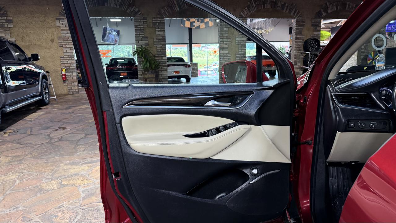 Buick Enclave FWD 4dr Essence 2019