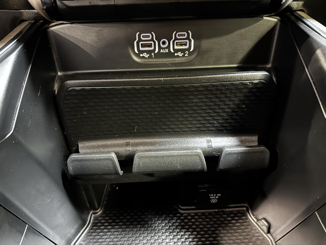 RAM 1500 Laramie 4x4 Crew Cab 5'7" Box 2020