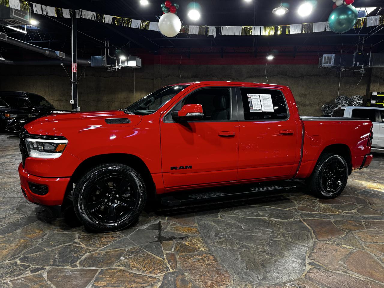 RAM 1500 Big Horn 4x4 Crew Cab 5'7" Box 2020