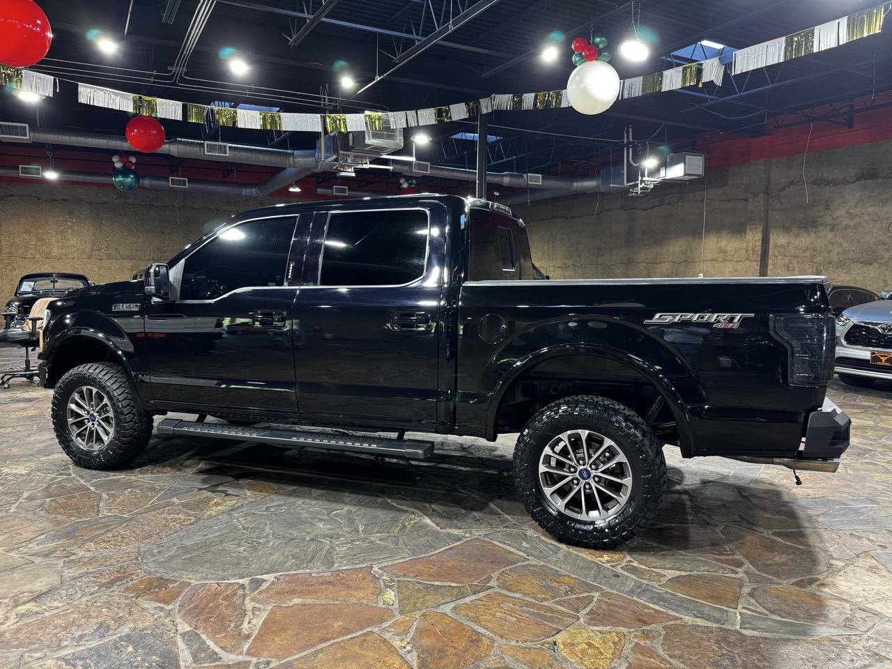 Ford F-150 XLT SuperCrew 5.5-ft. Bed 4WD 2018