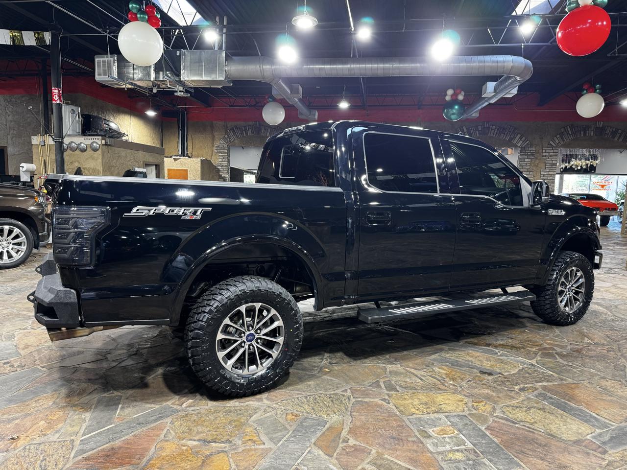 Ford F-150 XLT SuperCrew 5.5-ft. Bed 4WD 2018