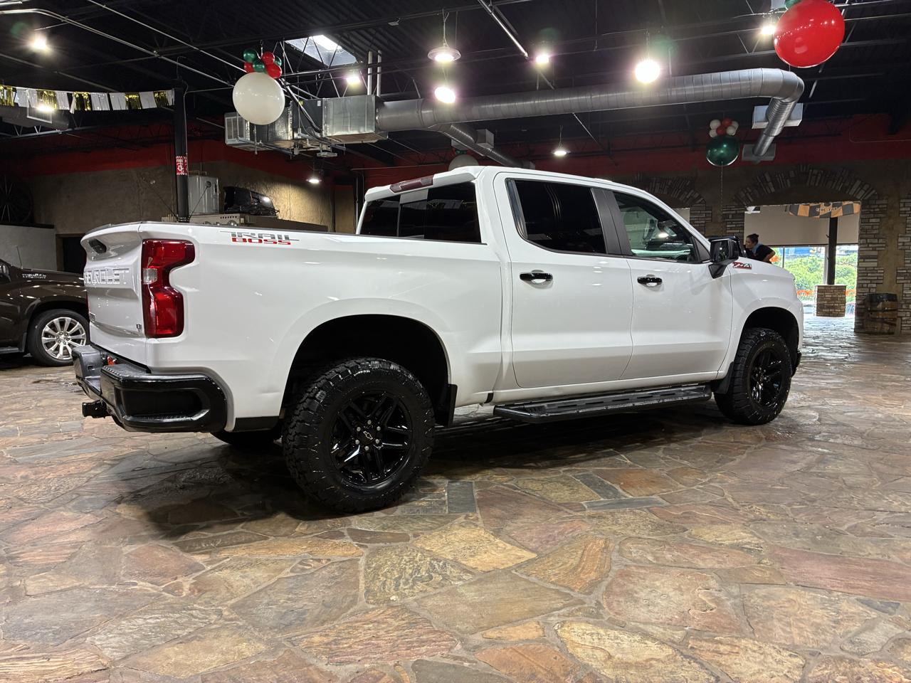 Chevrolet Silverado 1500 4WD Crew Cab 147" LT Trail Boss 2019