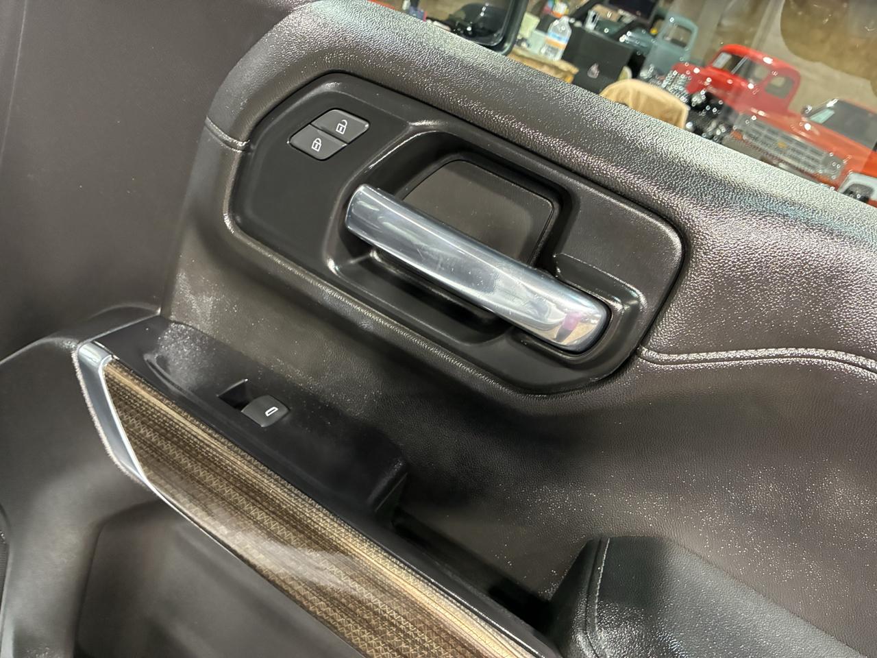 Chevrolet Silverado 1500 4WD Crew Cab 147" LT Trail Boss 2019