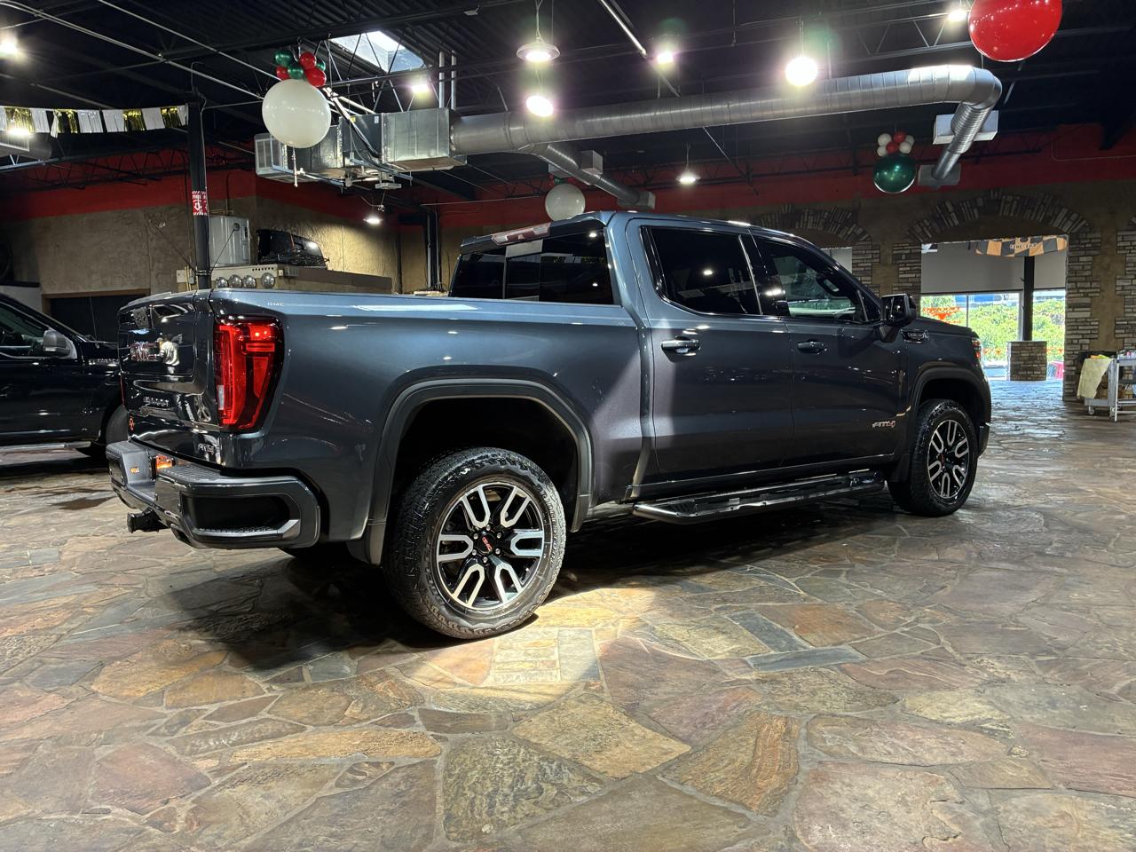 GMC Sierra 1500 4WD Crew Cab 147" AT4 2019