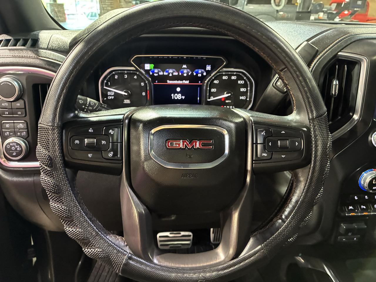 GMC Sierra 1500 4WD Crew Cab 147" AT4 2019