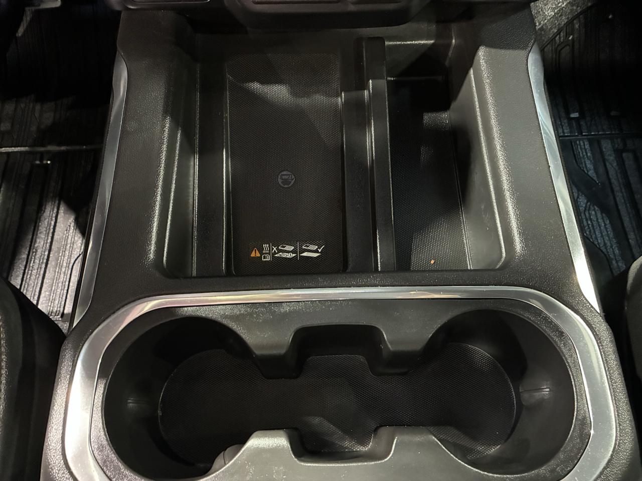 GMC Sierra 1500 4WD Crew Cab 147" AT4 2019