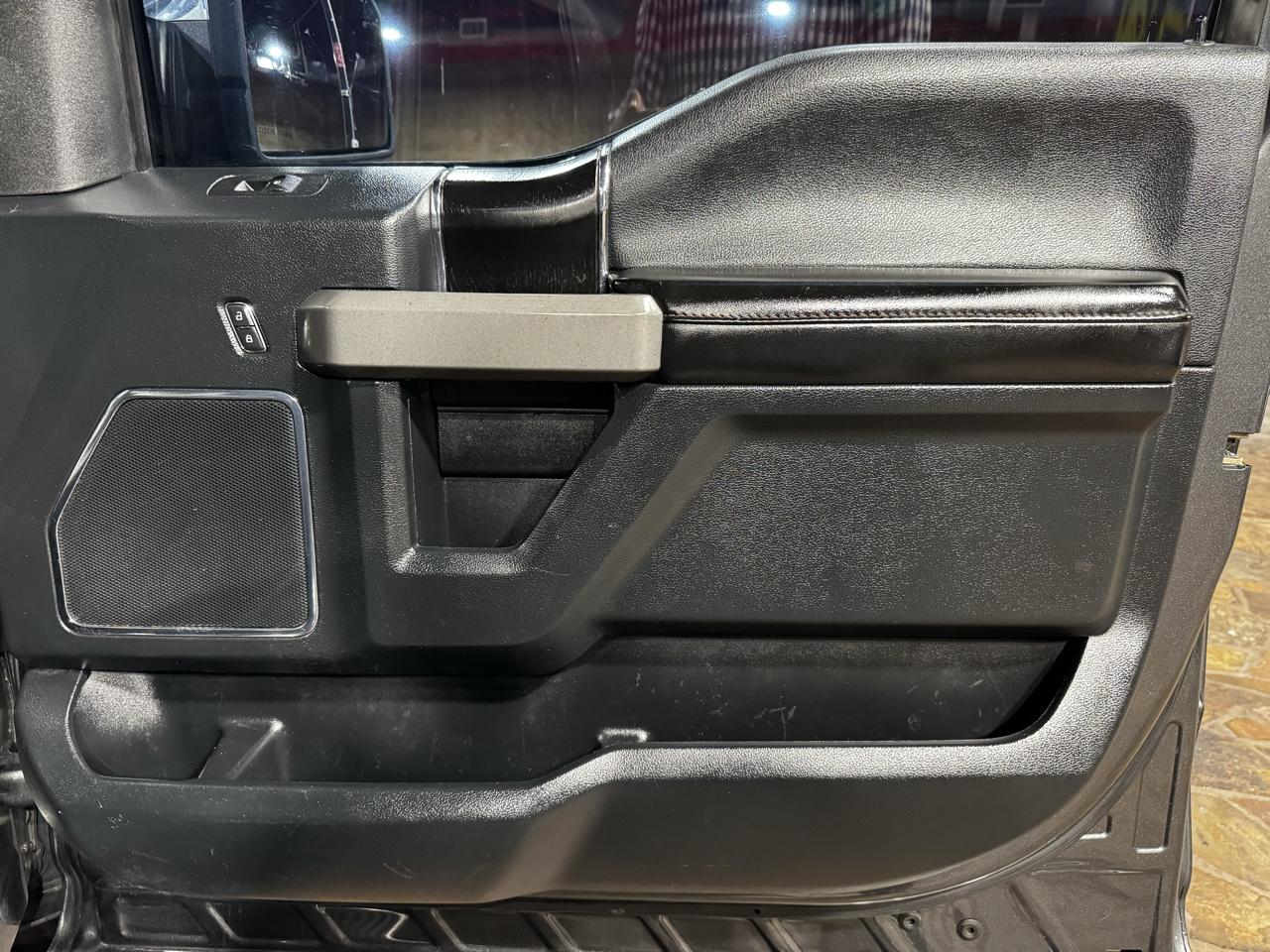 Ford F-150 Platinum 4WD SuperCrew 5.5' Box 2020