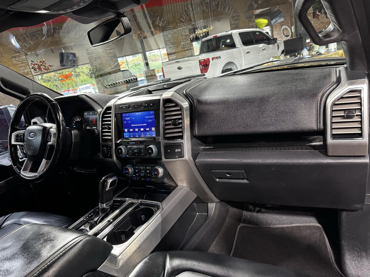 Ford F-150 Platinum 4WD SuperCrew 5.5' Box 2020