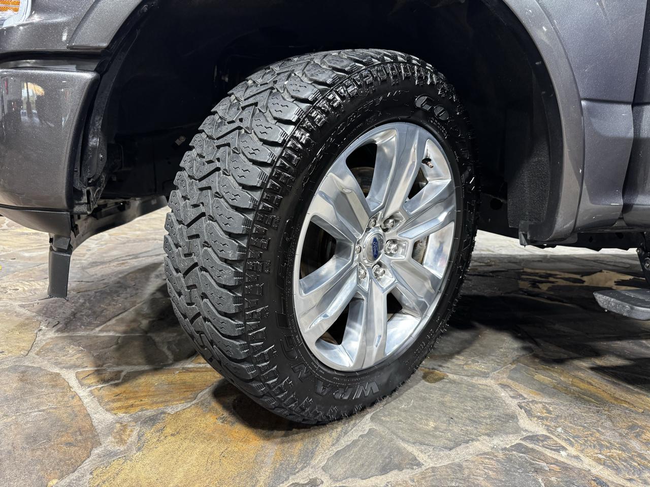 Ford F-150 Platinum 4WD SuperCrew 5.5' Box 2020