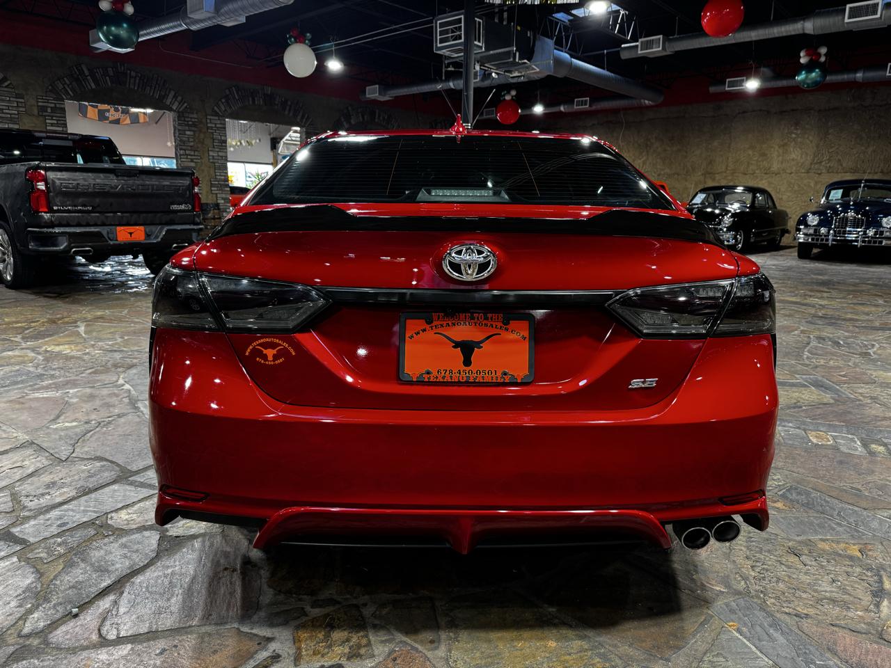Toyota Camry SE Auto (Natl) 2023