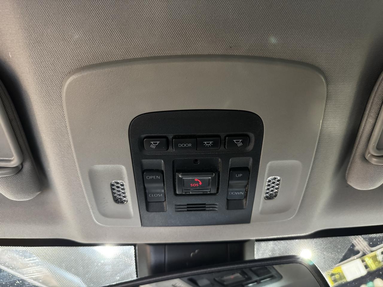 Toyota Camry SE Auto (Natl) 2023