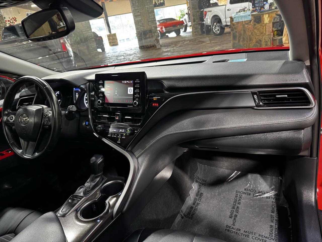 Toyota Camry SE Auto (Natl) 2023