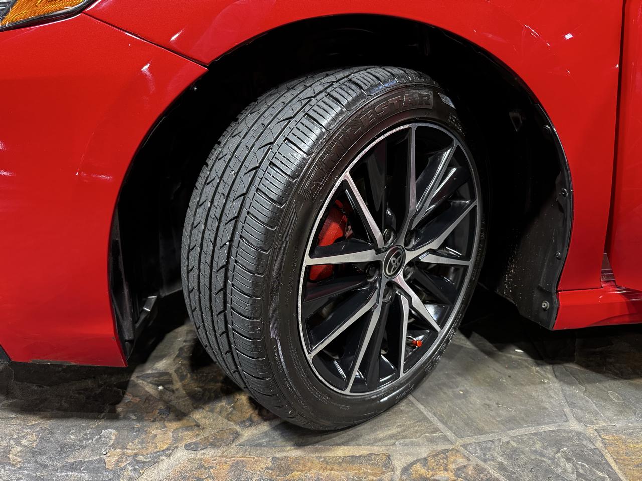 Toyota Camry SE Auto (Natl) 2023