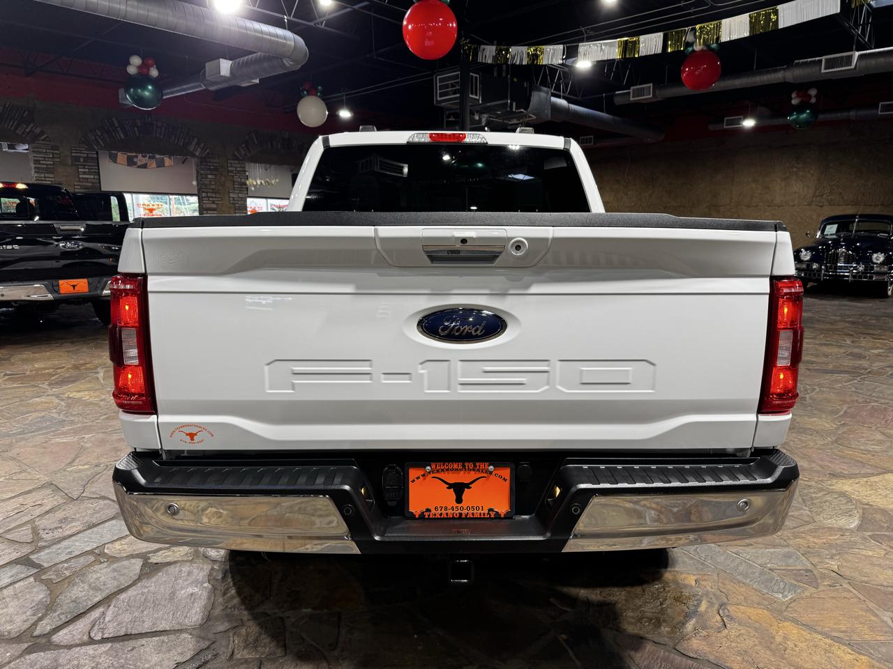 Ford F-150 4WD SuperCrew 145" XLT 2022