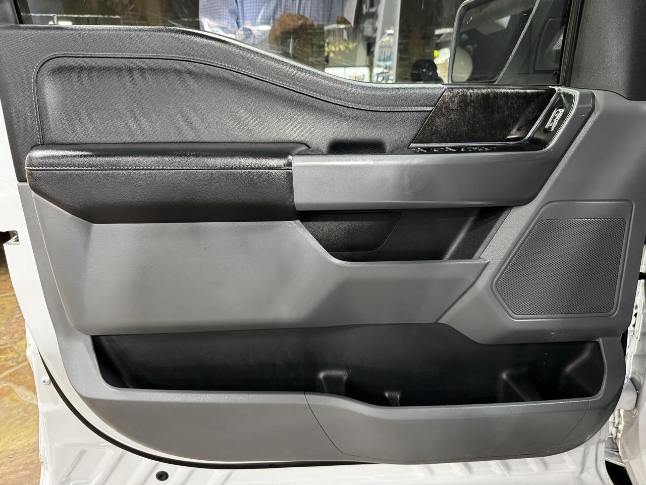 Ford F-150 4WD SuperCrew 145" XLT 2022