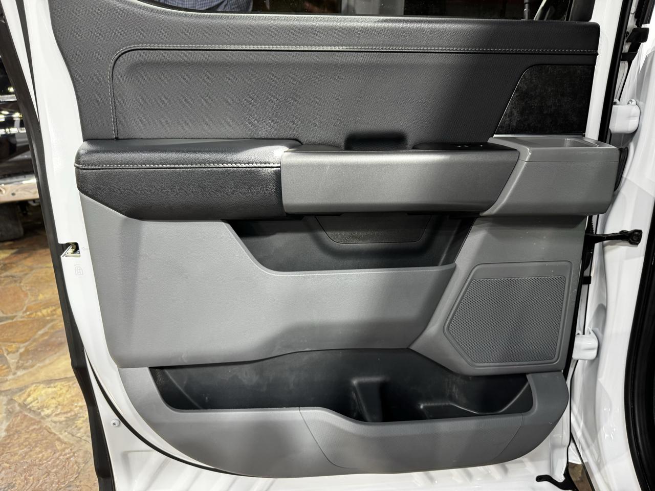 Ford F-150 4WD SuperCrew 145" XLT 2022