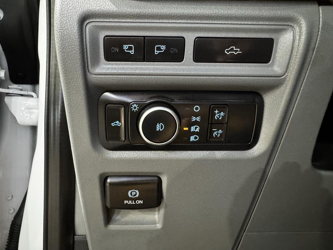 Ford F-150 4WD SuperCrew 145" XLT 2022