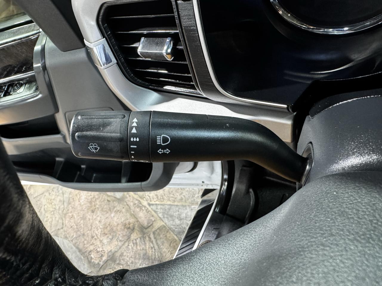 Ford F-150 4WD SuperCrew 145" XLT 2022