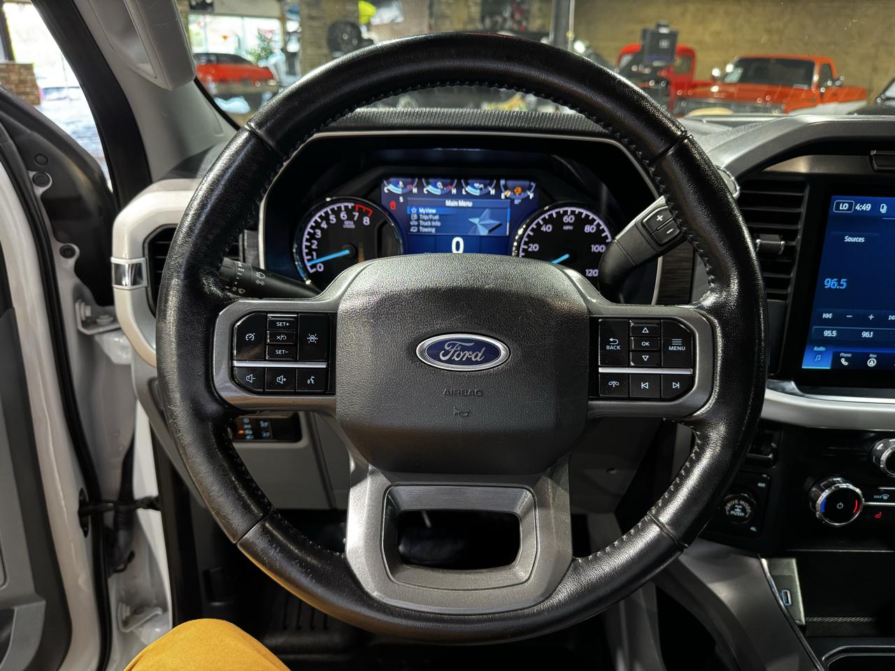 Ford F-150 4WD SuperCrew 145" XLT 2022