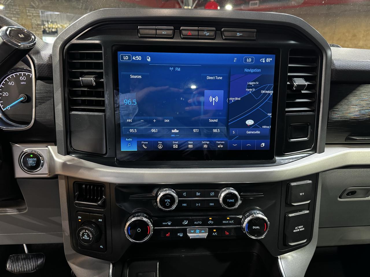 Ford F-150 4WD SuperCrew 145" XLT 2022