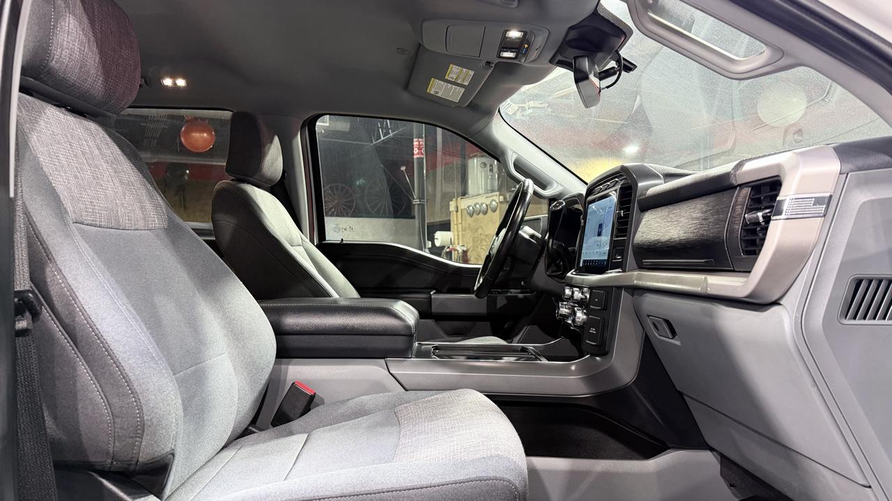 Ford F-150 4WD SuperCrew 145" XLT 2022