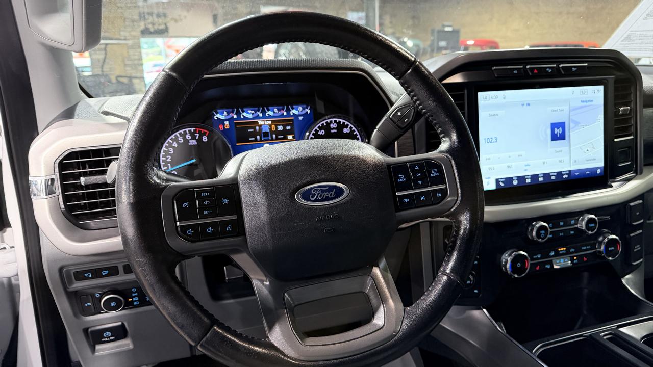 Ford F-150 4WD SuperCrew 145" XLT 2022