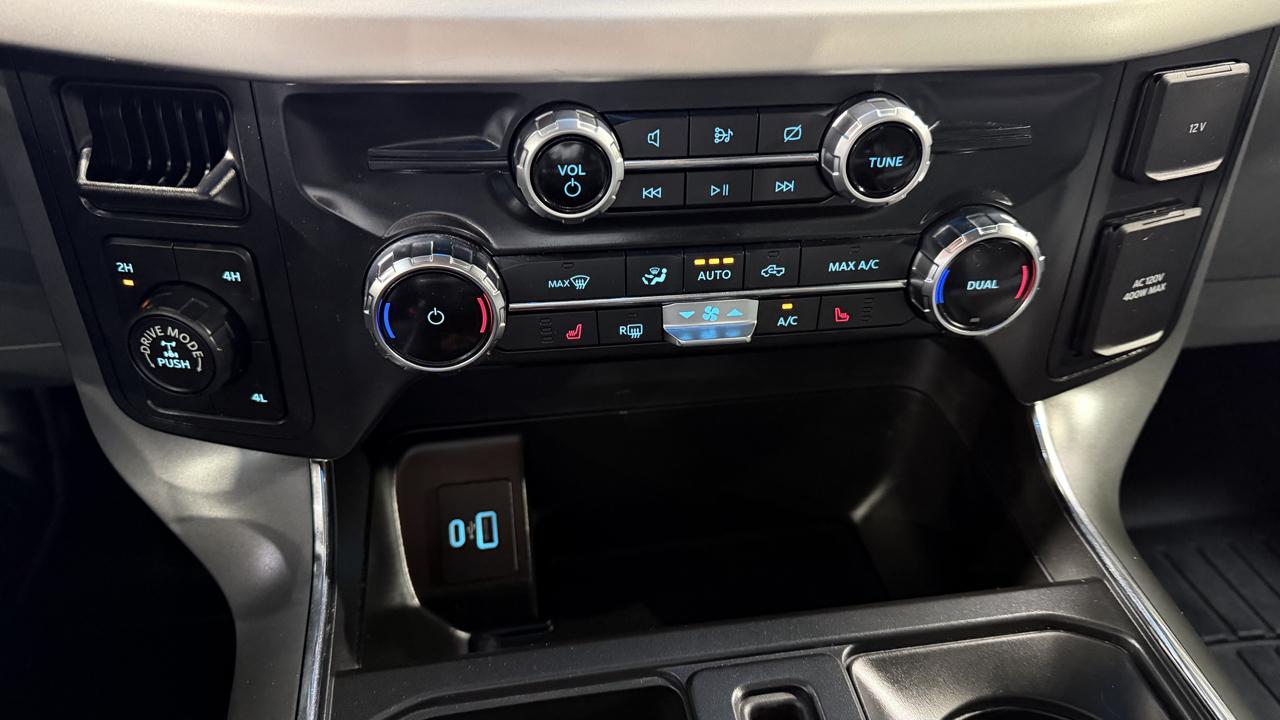 Ford F-150 4WD SuperCrew 145" XLT 2022