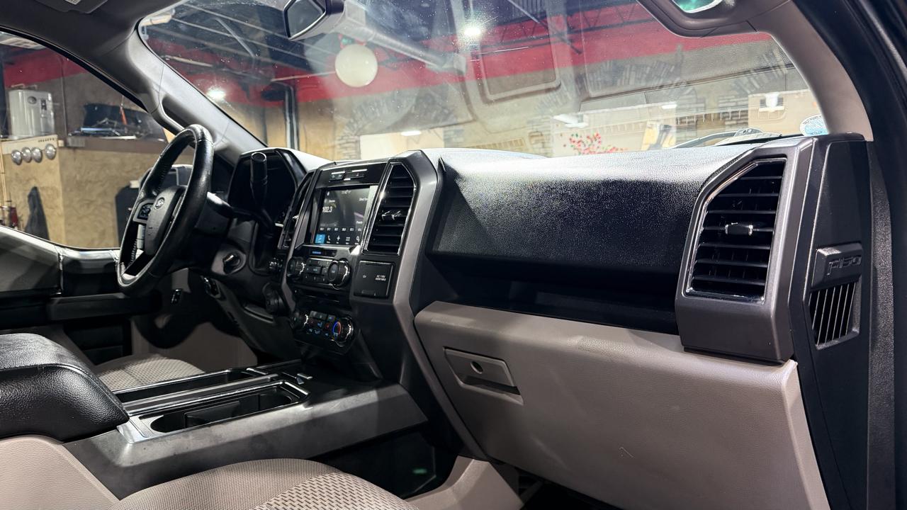 Ford F-150 4WD SuperCrew 145" King Ranch 2016