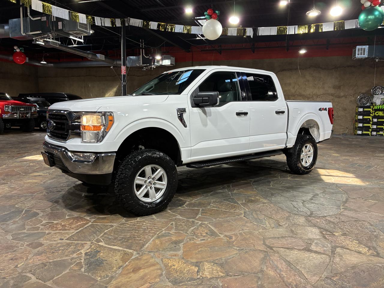 Ford F-150 4WD SuperCab 133" XLT 2022