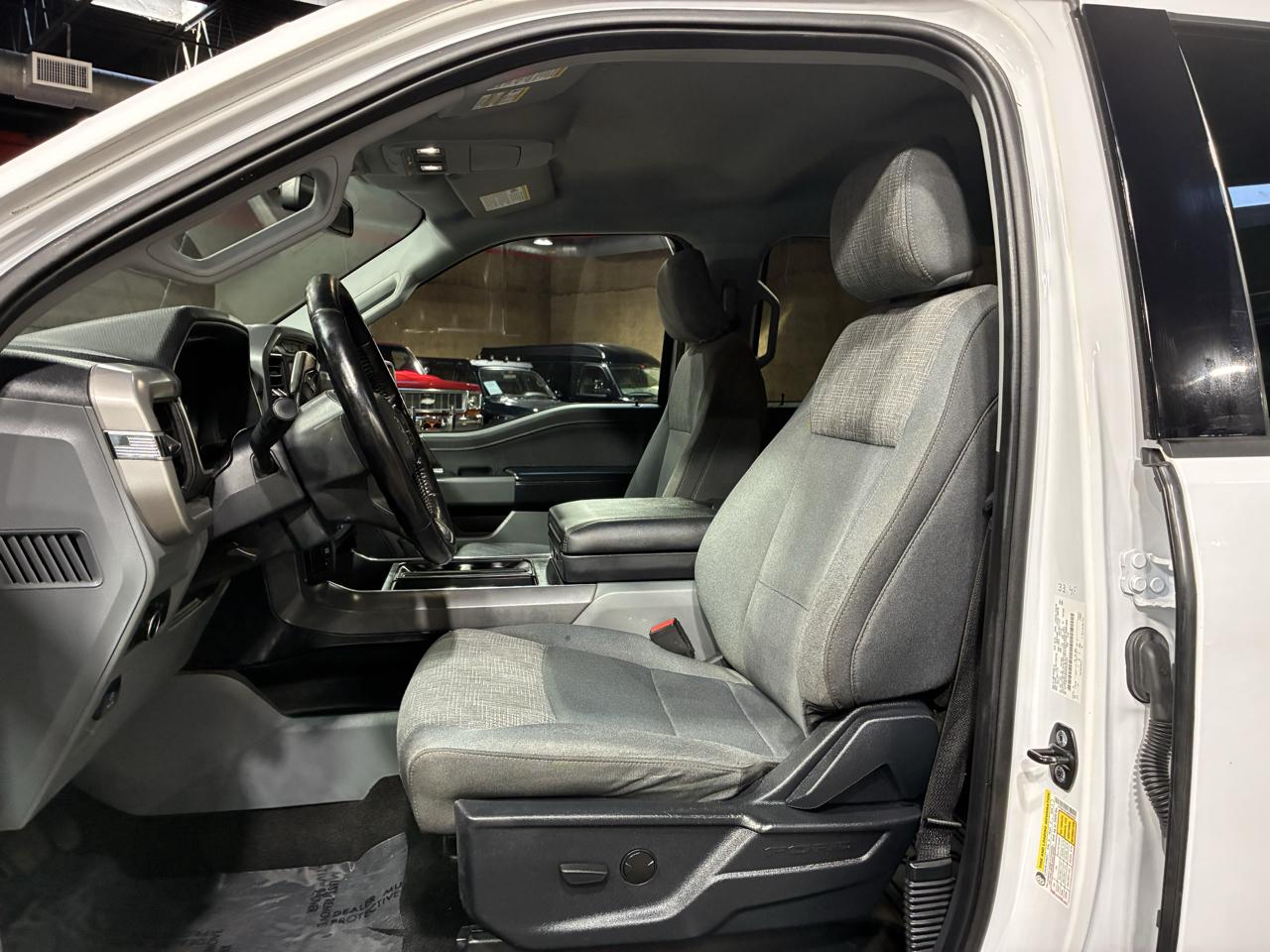 Ford F-150 4WD SuperCab 133" XLT 2022