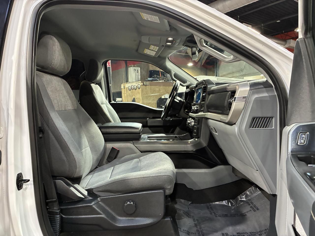 Ford F-150 4WD SuperCab 133" XLT 2022