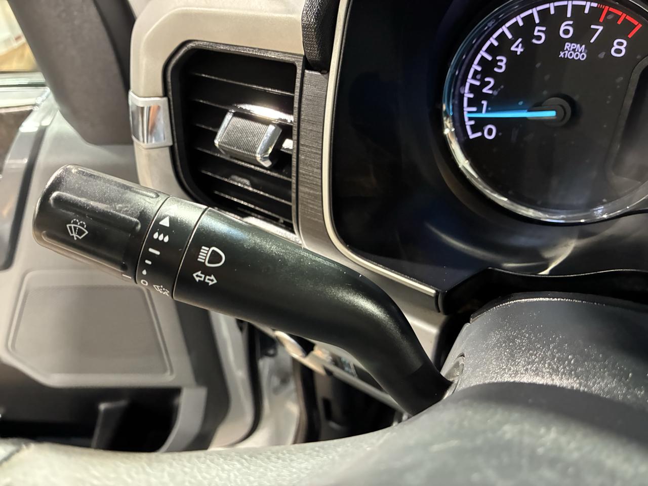 Ford F-150 4WD SuperCab 133" XLT 2022