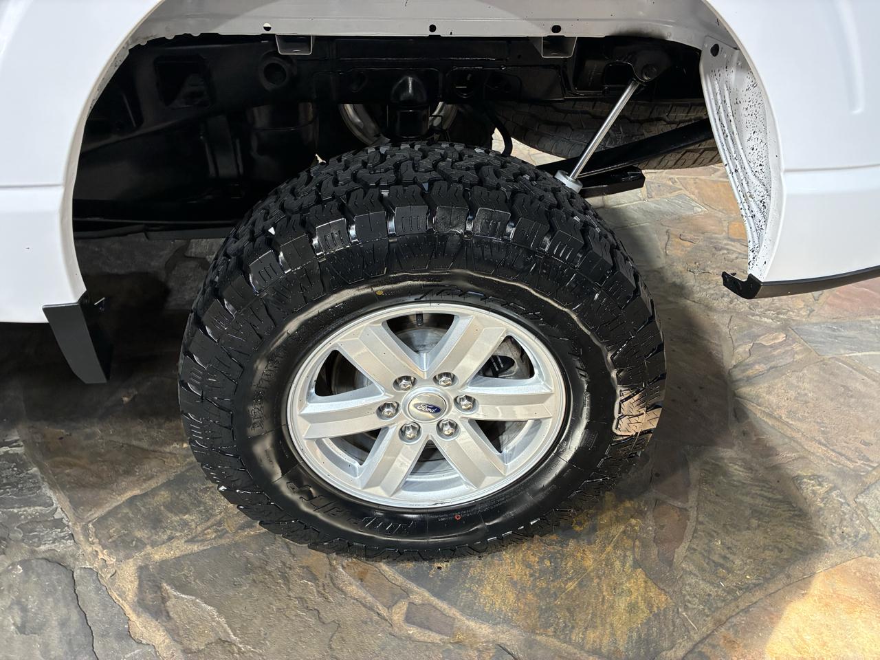 Ford F-150 4WD SuperCab 133" XLT 2022