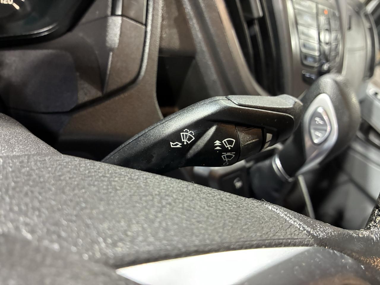 Ford Transit Cutaway T-350 138" 9950 GVWR DRW 2016