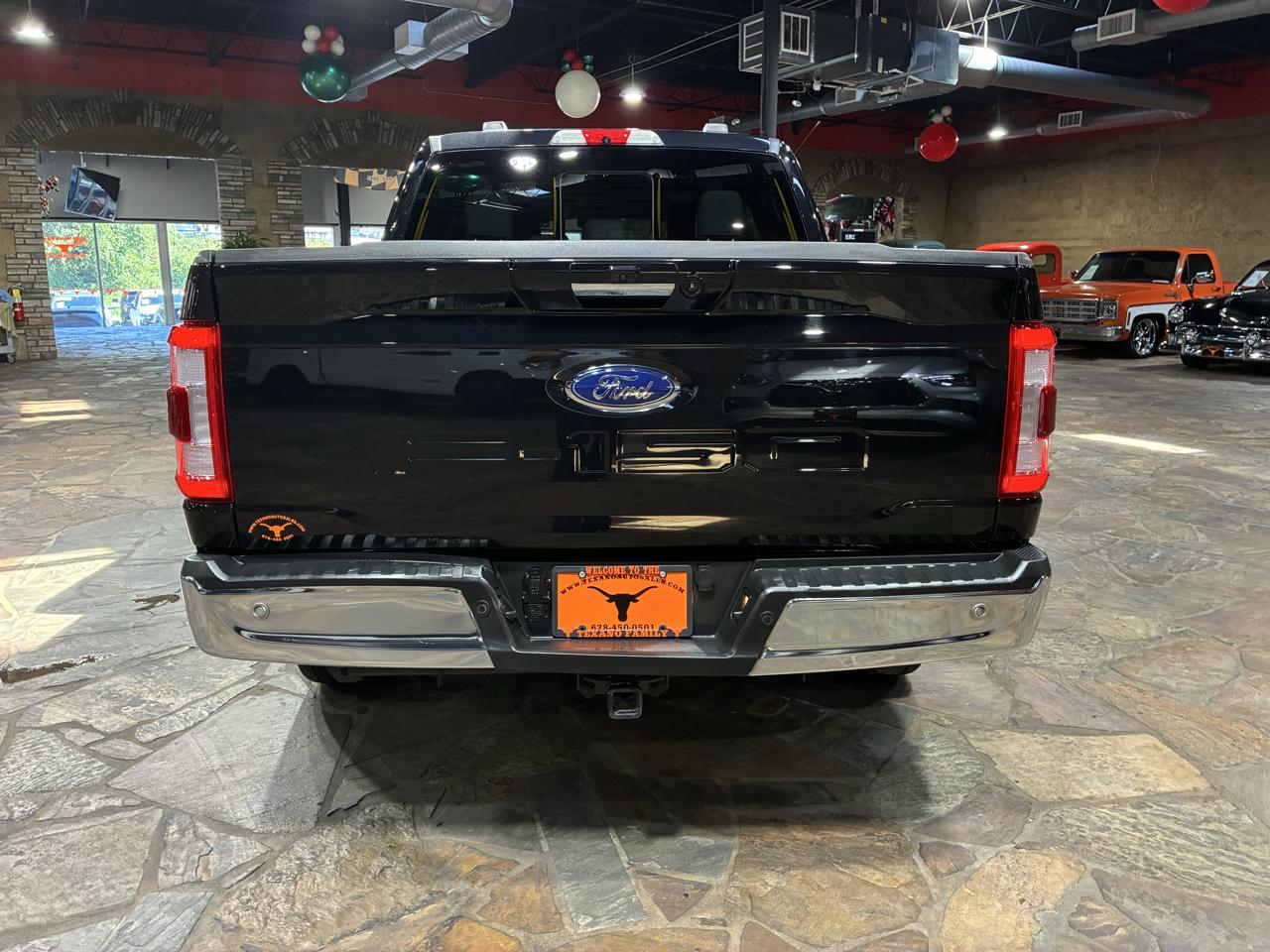 Ford F-150 2WD Supercab 133" Lariat 2022