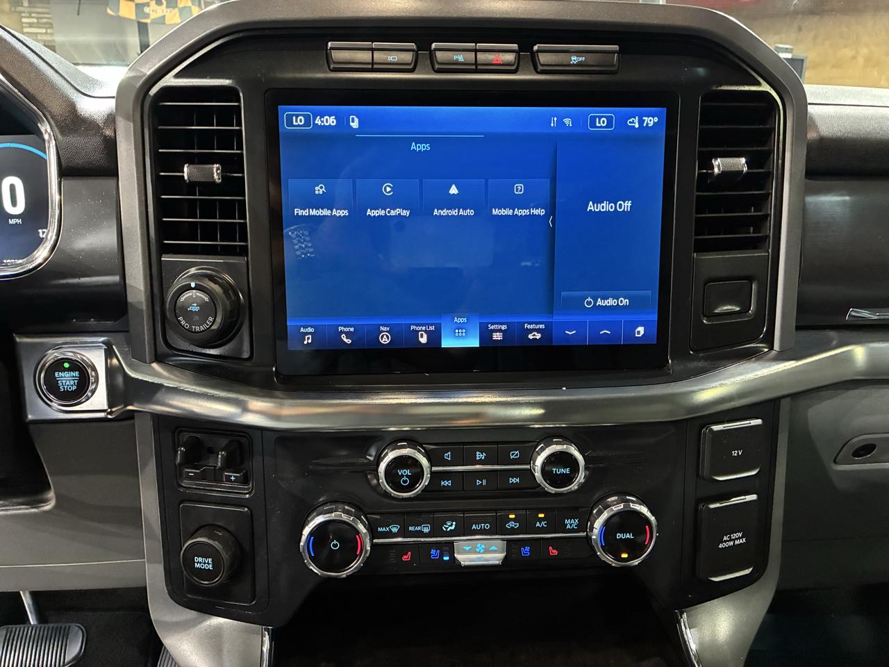 Ford F-150 2WD Supercab 133" Lariat 2022
