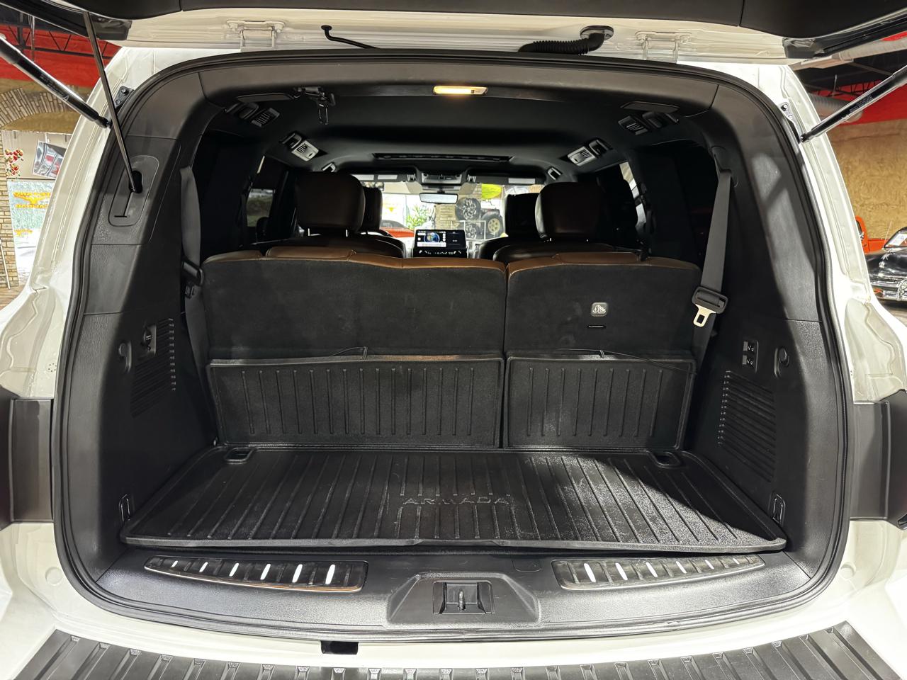 Nissan Armada 4x2 Platinum 2021
