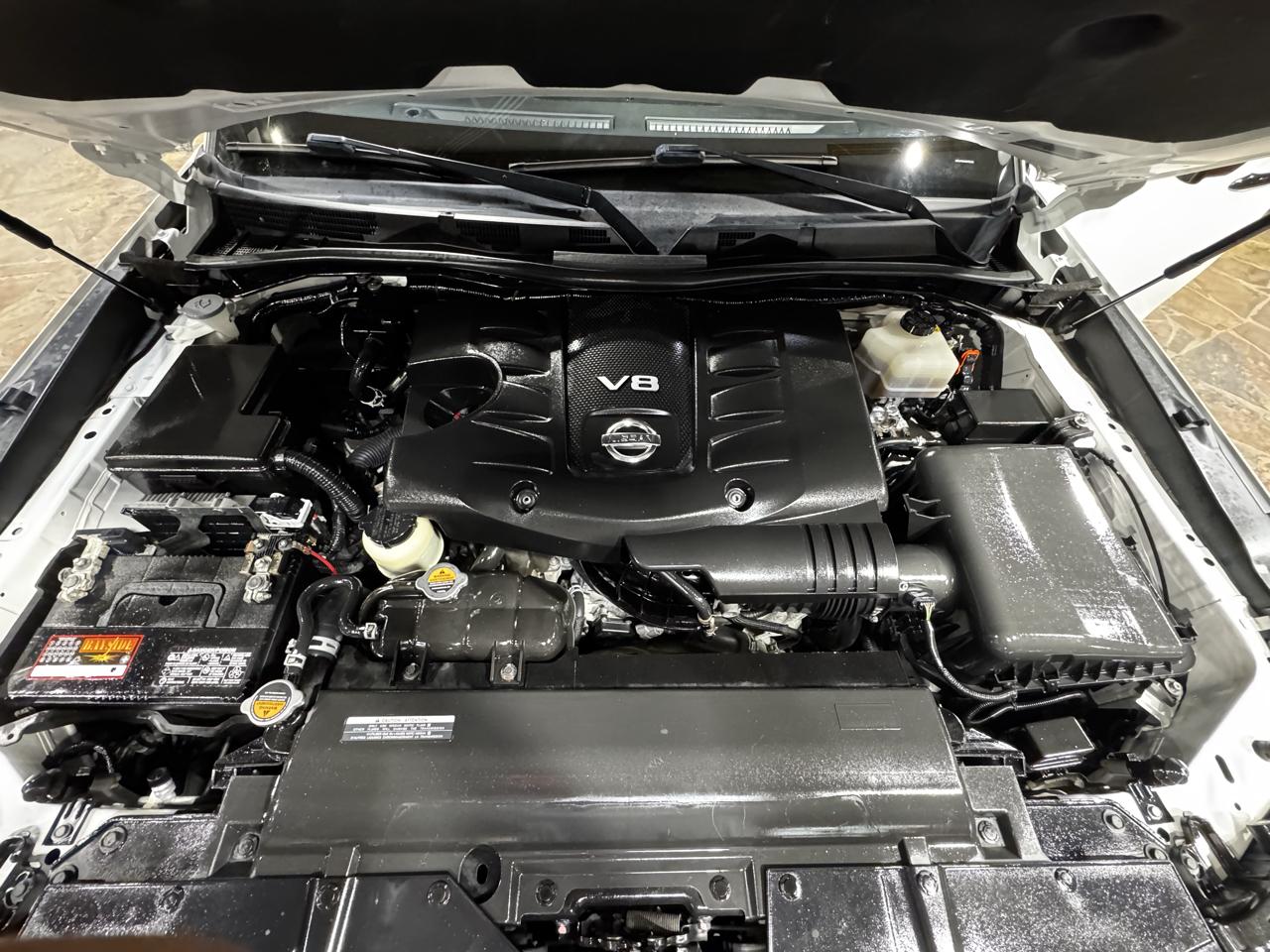 Nissan Armada 4x2 Platinum 2021