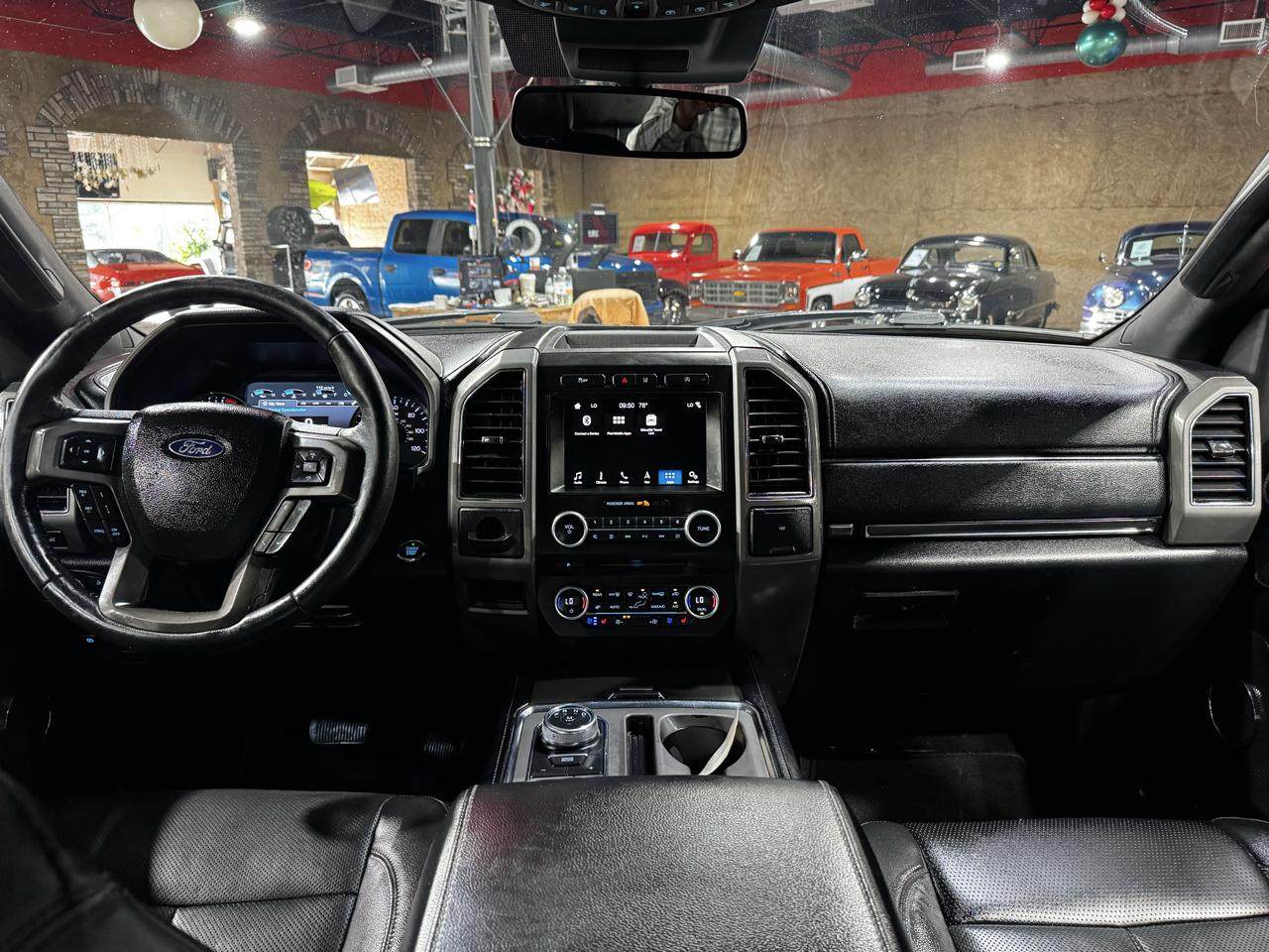 Ford Expedition XLT 4x2 2018