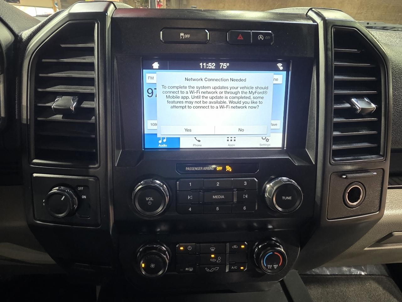 Ford F-150 2WD Supercab Flareside 145" STX 2019