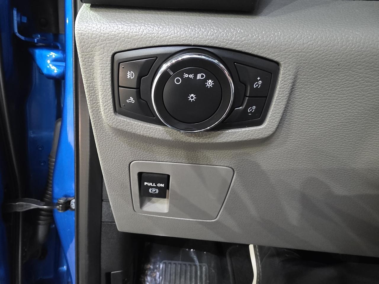 Ford F-150 2WD Supercab Flareside 145" STX 2019