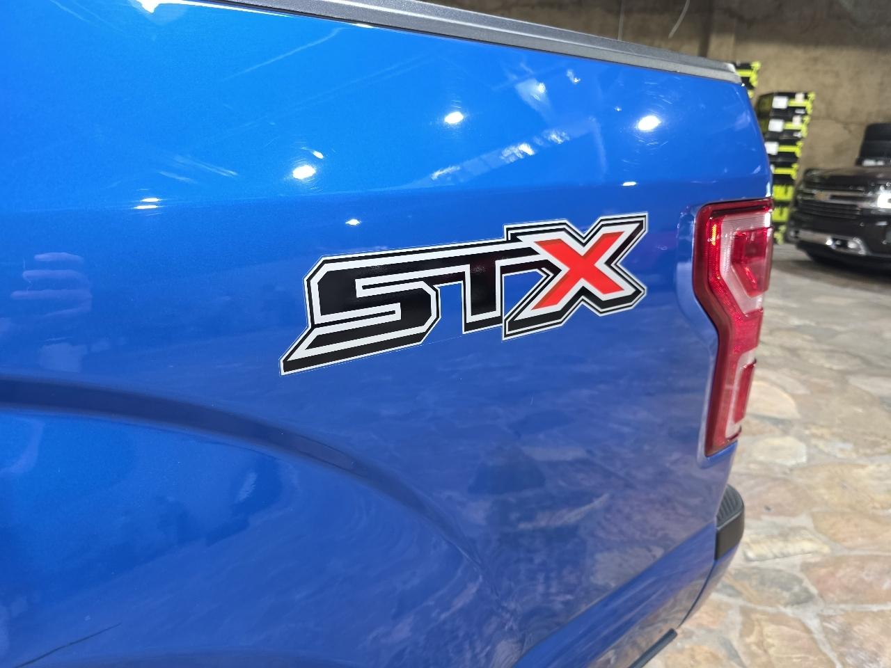 Ford F-150 2WD Supercab Flareside 145" STX 2019